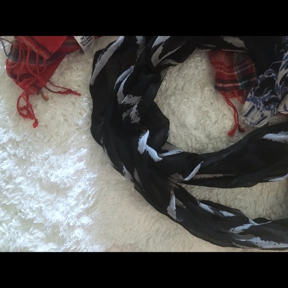 🌵FREE TO A BUNDLE $50 - Picture 3 of 4